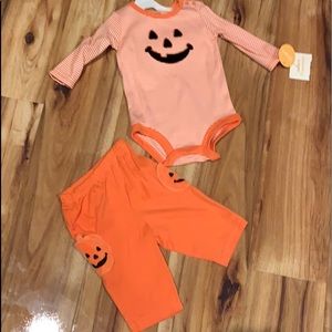 “Carter’s” infant pumpkin costume 6 mths